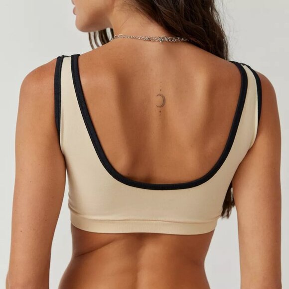 NWT UO Out From Under Bella Contour Seamless Neutral Bralette - Picture 3 of 4